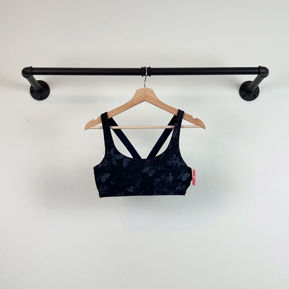 NWT Spanx Printed Low Impact Sports Bra in Midnight Garden Navy - Picture 4 of 6